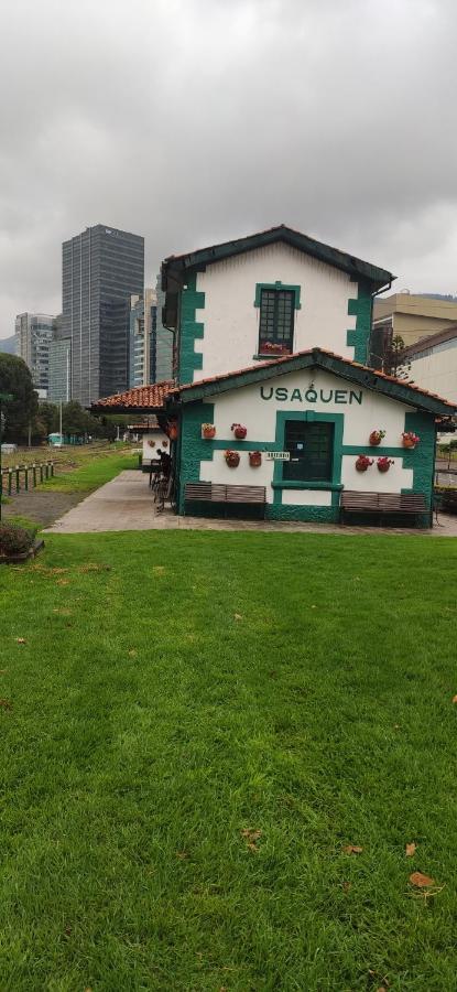 La Parada Del Tren Hostel Bogotá Exterior foto